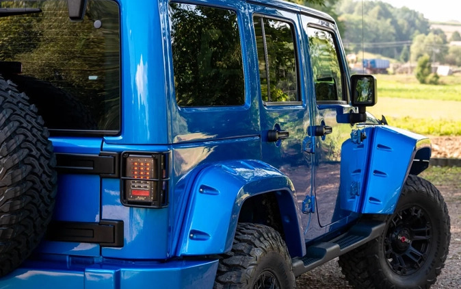 Jeep Wrangler cena 139000 przebieg: 85000, rok produkcji 2016 z Hajnówka małe 742